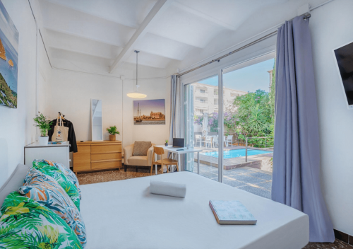 1104double_bedroom_plus_-_oasis_-_villa_armadans1-min