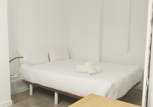 double_bedroom_-_isla_-_villa_armadans_2-min