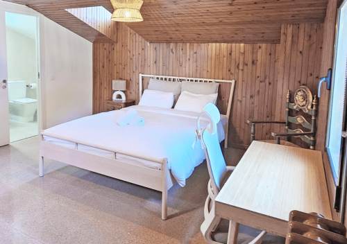 ensuite_bedroom_-_casa_turull_-_coliving_barcelona__1