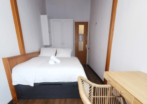 ensuite_bedroom_eco_-_casa_turull_-_coliving_barcelona__2