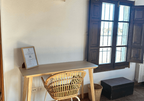 master_ensuite_bedroom_patacona_-_villa_huerta_-_coliving_valencia_5